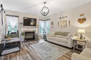 200 Bebington Dr, Cary, NC 27513 - Photo 9