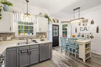 200 Bebington Drive, Cary, NC 27513 - Photo 17