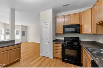 11101 Gwynn Oaks Drive #103, Raleigh, NC 27614 - Photo 9