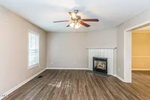 22 Knightsbridge Ct, Durham, NC 27707 - Photo 3