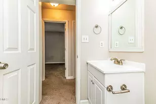 22 Knightsbridge Ct, Durham, NC 27707 - Photo 17