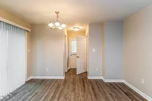 22 Knightsbridge Ct, Durham, NC 27707 - Photo 5