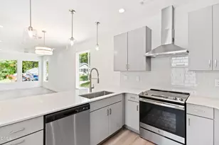 425 Eugene St, Durham, NC 27701 - Photo 7