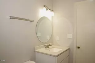 111 Inverness Ct, Cary, NC 27511 - Photo 25