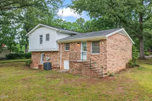 243 Craddock St, Boydton, VA 23917 - Photo 17