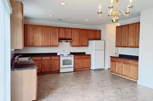 4011 Oatgrass Ln, Raleigh, NC 27604 - Photo 7