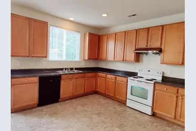 4011 Oatgrass Lane, Raleigh, NC 27604 - Photo 9