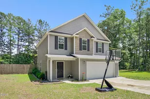 197 Trenton Ct, Raeford, NC 28376 - Photo 3