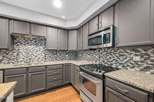 222 Glenwood, Raleigh, NC 27603 - Photo 15