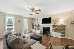 245 Walnut Creek Dr, Clayton, NC 27520 - Photo 7