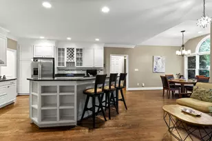 304 Rhododendron Dr, Chapel Hill, NC 27517 - Photo 13