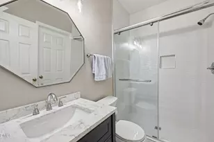211 Stablegate Dr, Cary, NC 27513 - Photo 9