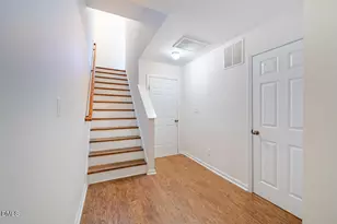 128 Dove Cottage Ln, Cary, NC 27519 - Photo 5