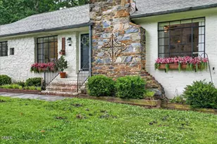 1511 Oakdale Cir, Henderson, NC 27536 - Photo 3