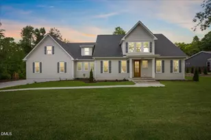 420 W Corbin St, Hillsborough, NC 27278 - Photo 1