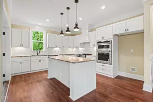 420 W Corbin St, Hillsborough, NC 27278 - Photo 13