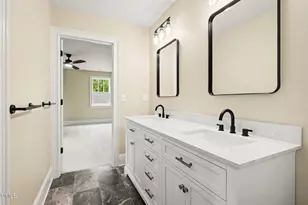 420 W Corbin St, Hillsborough, NC 27278 - Photo 31