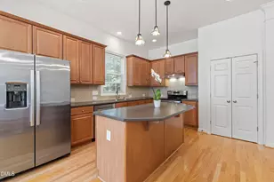 111 Sir Walker Ln, Cary, NC 27519 - Photo 23