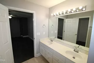 2510 Gordon Glen Ct, Raleigh, NC 27617 - Photo 21