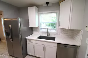2510 Gordon Glen Ct, Raleigh, NC 27617 - Photo 13