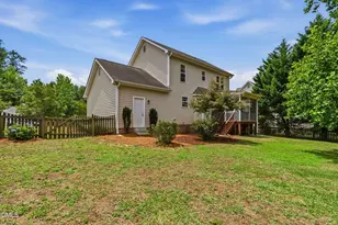 1317 E Academy St, Fuquay-Varina, NC 27526 - Photo 25