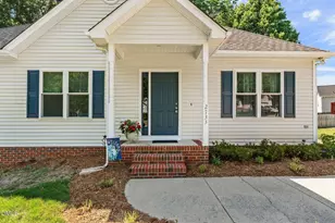 2733 Glastonbury Rd, Apex, NC 27539 - Photo 3