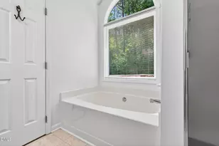 2733 Glastonbury Rd, Apex, NC 27539 - Photo 17