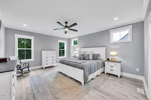 257 Hampshire Ct, Four Oaks, NC 27524 - Photo 17