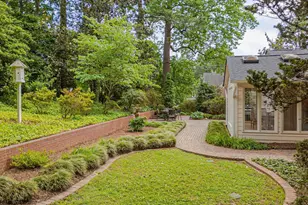 2400 Oxford Rd, Raleigh, NC 27608 - Photo 13