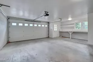 2400 Oxford Rd, Raleigh, NC 27608 - Photo 53
