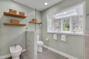 2400 Oxford Rd, Raleigh, NC 27608 - Photo 35
