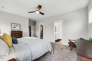 220 Cardinal Ridge Rd, Chapel Hill, NC 27516 - Photo 19