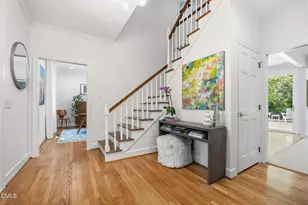 8 Sedgewood Rd, Chapel Hill, NC 27514 - Photo 5