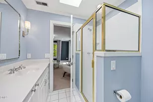 8 Sedgewood Rd, Chapel Hill, NC 27514 - Photo 27