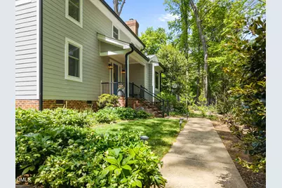 8 Sedgewood Road, Chapel Hill, NC 27514 - Photo 3