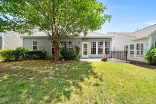 604 Bloomsbury Pl, Cary, NC 27519 - Photo 33