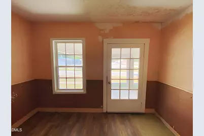 301 S Wilson Street, Fremont, NC 27830 - Photo 17