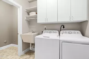9113 White Eagle Ct, Raleigh, NC 27617 - Photo 19