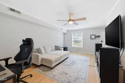 3733 Yorktown Place #3733, Raleigh, NC 27609 - Photo 5