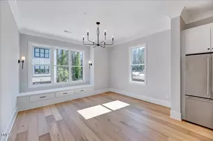 811 Maple Berry Ln, Raleigh, NC 27607 - Photo 5