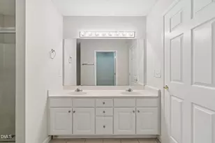 2521 Gordon Glen Ct, Raleigh, NC 27617 - Photo 19
