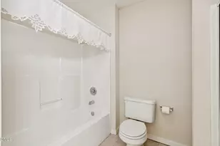 2521 Gordon Glen Ct, Raleigh, NC 27617 - Photo 17