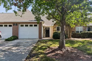 2521 Gordon Glen Ct, Raleigh, NC 27617 - Photo 5