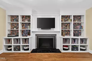 113 Stoneleigh Dr, Cary, NC 27511 - Photo 9