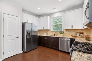 118 Constitution Dr, Durham, NC 27705 - Photo 9