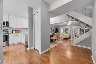148 Luxon Place, Cary, NC 27513 - Photo 7