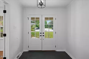 1101 Sudbury Ct, Raleigh, NC 27609 - Photo 5