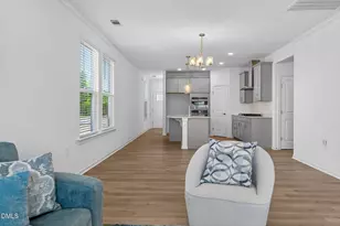 6432 Crown Pkwy, Durham, NC 27703 - Photo 23