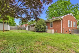 2335 Venie St, Burlington, NC 27215 - Photo 33