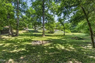 1224 Pineview Dr, Raleigh, NC 27606 - Photo 41